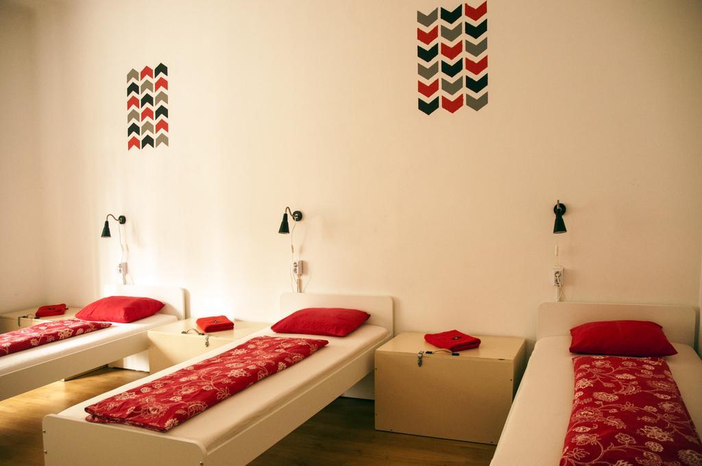 2Night Hostel Budapest Exterior foto